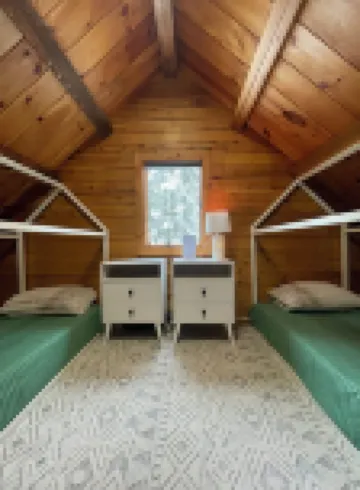 Minutes to Moosehead Lake, ATV Trails from driveway, Hiking, Mountain Biking