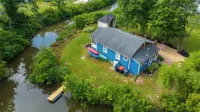 Waterfront cottage in historic Charlestown, Maryland