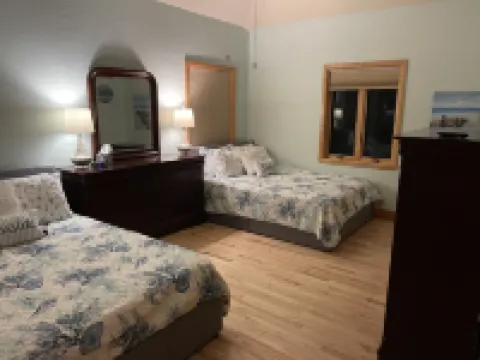 Captivating Cabana – Luxury Home, Boat Slip, Golf Cart, Pool, Pickleball, & Club