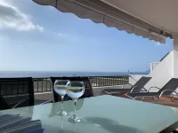 Luxury Apartment Enjoying Premier Location in the Seaside Resort of Los Gigantes Hoteles en Acantilados de Los Gigantes
