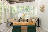 The MidMod; Hgtv Featured Mid-Century Beach House w/Hot Tub!