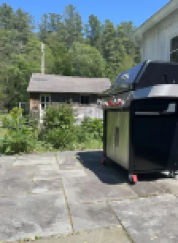 Catskill dreamy pet friendly country house  for a unique getaway experience. Hotels in Neversink