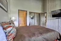 Newly Updated Ski-In/Ski-Out Condo w/ Hot Tub!