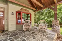 Easy Lakefront Path to Private Dock & Lake. Plenty of room for the whole family.