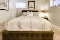 Luxury that is close to downtown and easy access to Red Rocks!  +Fireplace! Hotels near Walmart Supercenter