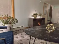 Cozy pet-friendly casa ready for family fun near MTU and Mt. Bohemia! Các khách sạn ở Calumet