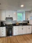Peaceful Cottage in the Heart of Osterville Village Walk to Shops & Restaurants