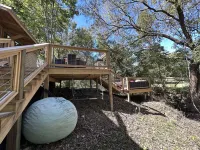 Cozy Cottage on the Caddo River