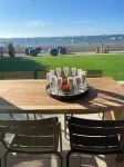 Exceptionnelle Villa en Front de Mer, Accès Privé Plage, Piscine