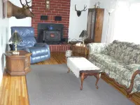Cozy Home 10 blocks from Yellowstone Park
