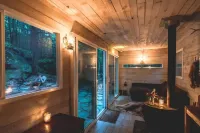 Container Cabin in the Catskills Hotels in Saugerties