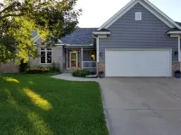 Amazing 4-BR House Near 3M Open and NSC for USA Cup 라스무센 대학 - 블레인 주변 호텔