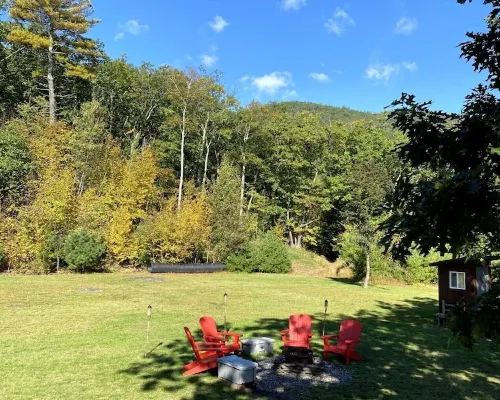 Big  Medicine  Ranch - Rustic Sunrise Cabin - Catskills Hotels in Catskill