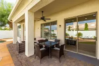 Edgemont Escape-  3 King Beds, Heated Pool*, Close to Spring Training,