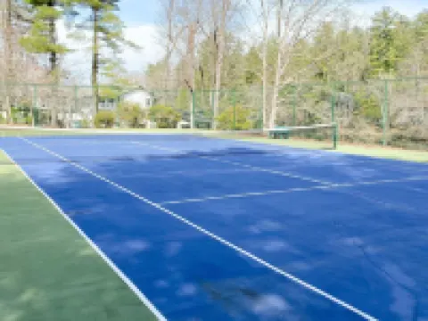 Lakefront Condo  Historic Flat Rock at Mill House Lodge Sleeps 2 Newly Renovated Hoteles en Flat Rock