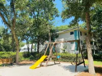 The Beach is Calling.. Your Beachside Oasis Awaits! 2Bd/2B with Many Amenities