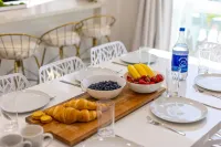 Resort_Pool_Spa with Mt Views-Arcade-Games at Desert Heath Hotels in Coachella