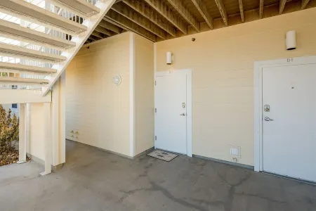 Little Bay Breeze ~ Fantastic First Floor Condo ~ Marina Club/Key Allegro