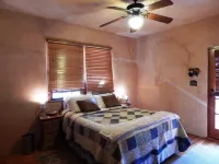 La Casa Vieja - Adorable Hideaway In Marathon, Texas Hotels in Marathon