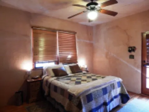 La Casa Vieja - Adorable Hideaway In Marathon, Texas