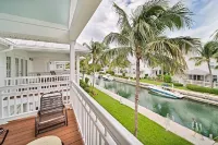 Professionally Decorated - Large Boat Slip - This Villa Is A Must Stay !!