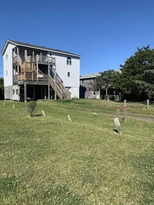 Frisco Beach House! Fall Surf Fishing! 10% Discounts, Ramp 49 Access Close by!