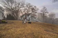 Sunset Cove - peaceful 3-bedroom waterfront retreat in Arnold, MD