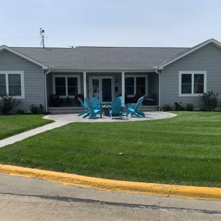 OLD HOMESTEAD #1- STUNNING LAKE VIEWS! STEPS FROM LAKE ERIE!