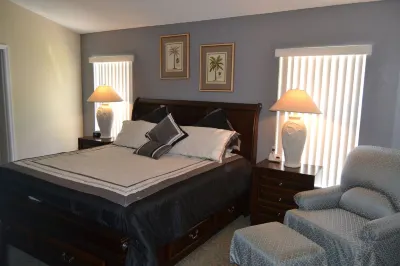 Orlando Villa near Disney, free Private Heated Pool, free Grill and free WiFi