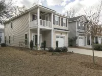 ~BEAUTIFUL HOME NESTLED IN THE PERFECT TOWN~ Hotels in Bluffton