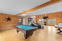 AMAZING VIEWS! Hiking/Shenandoah ParkAccess/62 Private ACRES-4 Bedroom Suites