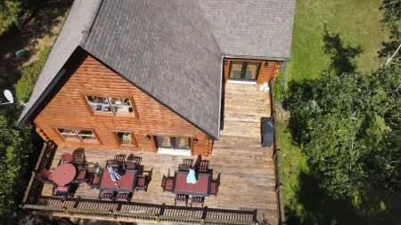 Bourbon Trail, Ark Encounter, Family Gatherings, WiFi, Cabin, Sleeps 29!