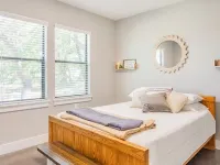 Haven House - Beautiful Getaway Home near Guadalupe River State Park Hotels in Spring Branch