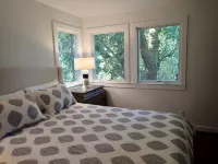 Gorgeous 2Bd + Loft with Deck and Gardens. Soaring 20 ft ceilings, huge windows!