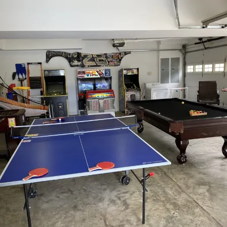 Luxury Lake House, Pool, Hot tub, Dock, Beach, Game room ,Boat Rental available Отели в г. Стил Крик