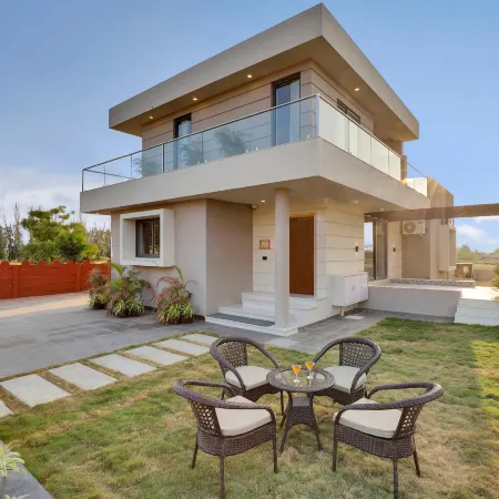 Goverdhan Greens Resort Dwarka
