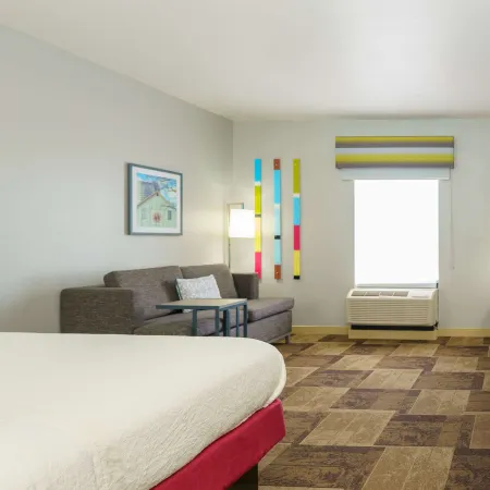 Hampton Inn Garden City