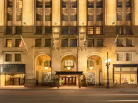 希爾頓新奧爾良聖查爾斯大道酒店 鄰近新奧爾良聯合乘客車站的酒店