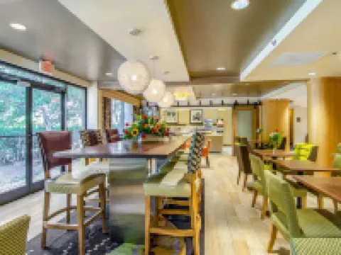 คอมฟอร์ตอินน์ ราเลห์ มิดทาวน์ โรงแรมในราเลห์