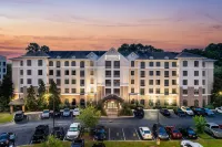 Staybridge Suites Charleston-Ashley Phosphate