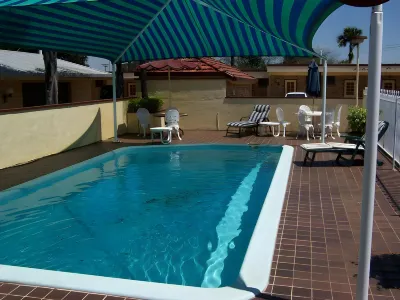 Burke & Wills Motor Inn Hotels in Booie