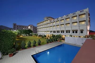 Turban Valley View Resort and Spa, Udaipur Các khách sạn gần Sân bay Maharana Pratap
