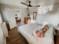 Modern House in the Heart of Grants Pass with Hot Tub and Fire Pit