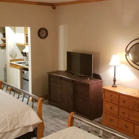 Brian head Studio in 3.5 star Cedar Breaks Lodge - Sleeps 4