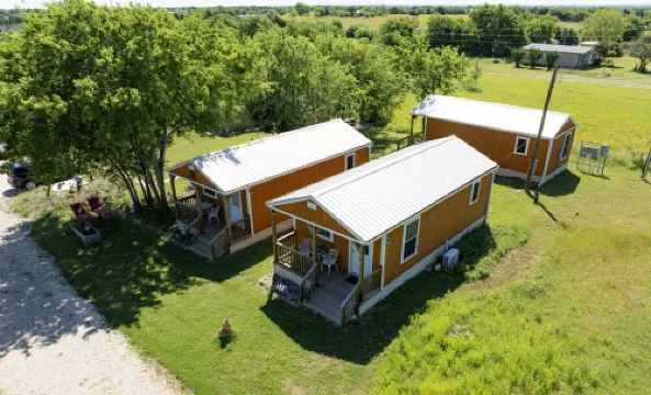 Star Gazing - Bon Fire Cabin in the Peaceful Country at Blue Eagle Retreat