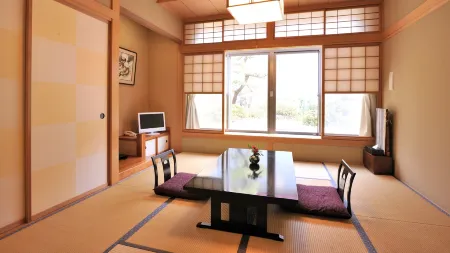 Susobanakyo Onsen Uruoikan Отели рядом с достопримечательностью «Chibikko Ninja Village»