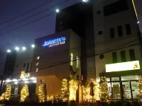 Juanita's Guesthouse โรงแรมใกล้สวนสาธารณะสตอตเซนเบิร์ก