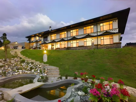 The Elgin Mount Pandim - Heritage Resort & Spa Отели рядом с достопримечательностью «Beyoung Ward»