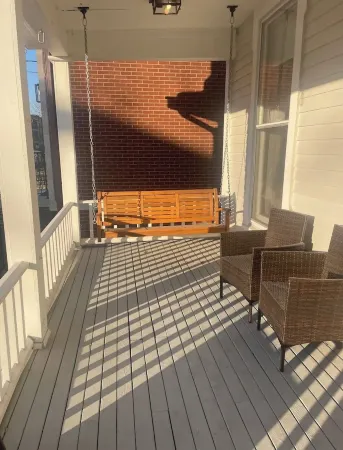 Charming Duplex by Bottleworks Mass Ave in Historic neighborhood