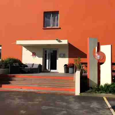 Adonis Lyon Est Hôtel Artys Hotel Exterior